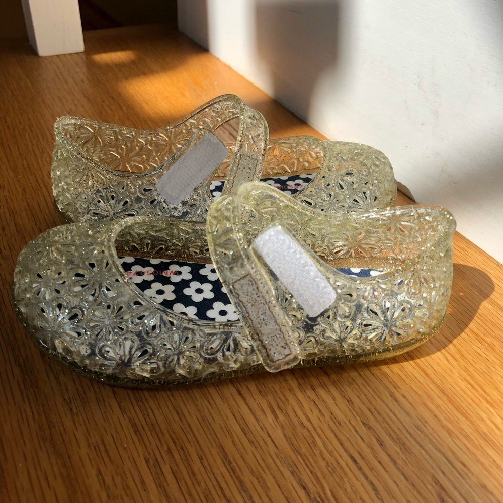 Wonder Nation Jelly shoe - Clear sparkles size 5